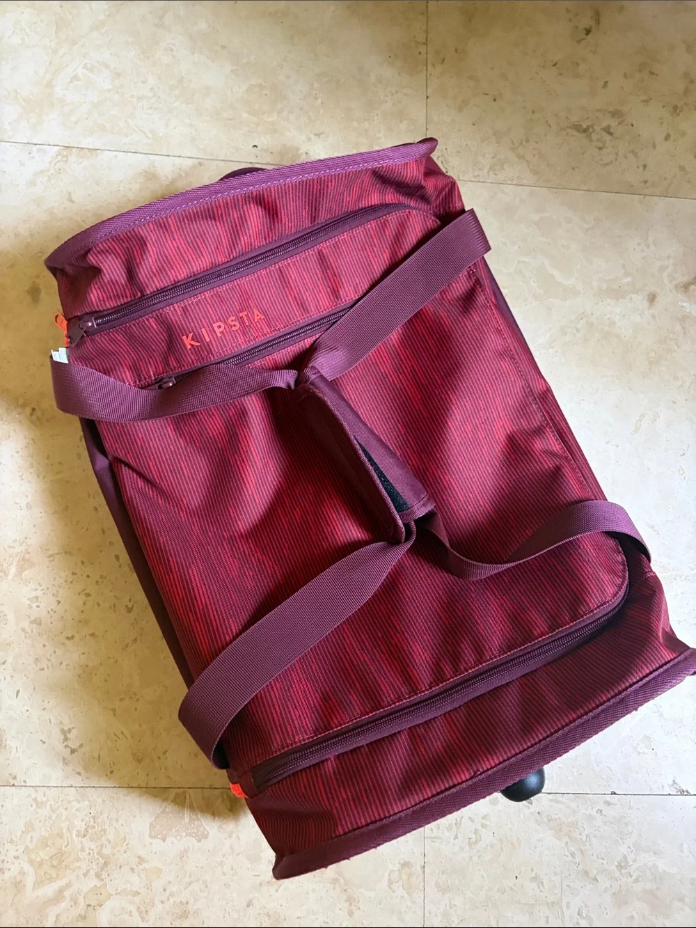 Kipsta Rolling Bag - Burgundy